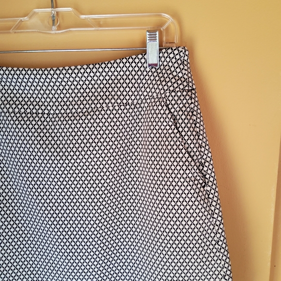 S. C. & Co. Skort - Picture 5 of 7